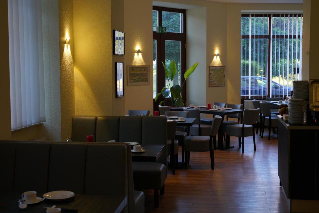 Gaestehaus Lisakowski Pension Am Brautwiesenpark Görlitz Eksteriør bilde