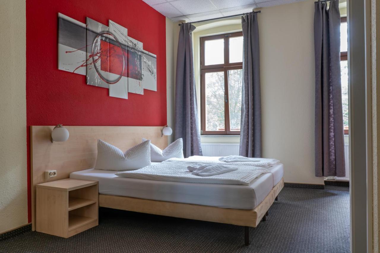 Gaestehaus Lisakowski Pension Am Brautwiesenpark Görlitz Eksteriør bilde