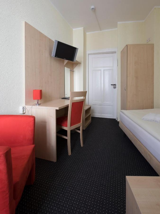 Gaestehaus Lisakowski Pension Am Brautwiesenpark Görlitz Eksteriør bilde